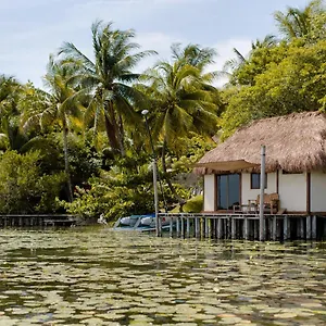  Appartement Lagoon Front Hut: Daily Cleaning, Bikes & Kayaks!